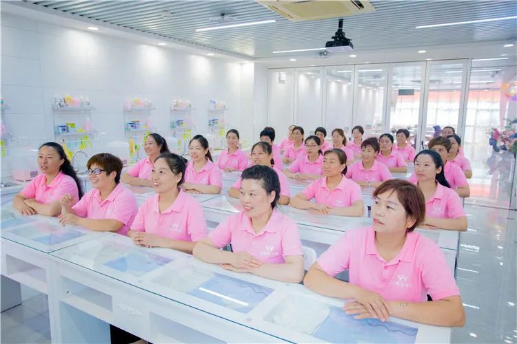 你知道創業開家政公司有哪些利弊嗎?知道這些優缺點再行動