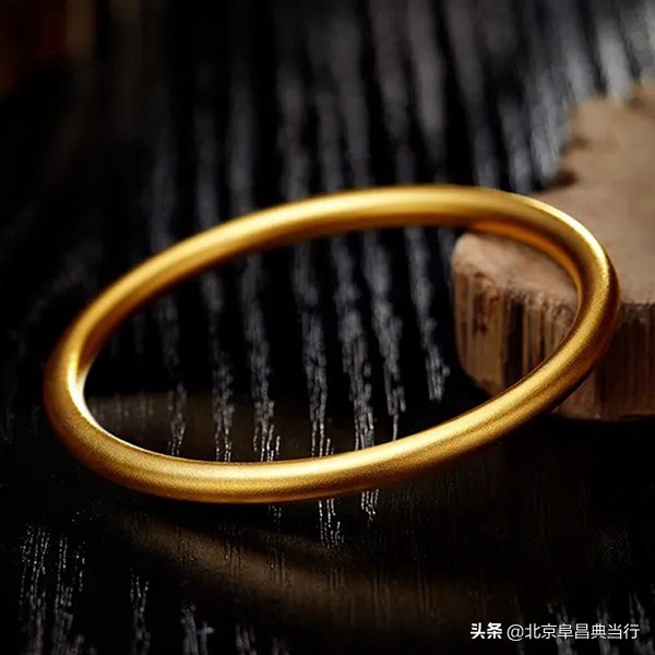 去金店回收黃金需要什么手續?黃金手鐲可以典當嗎-專在家創業網