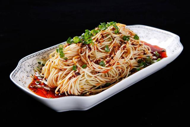 哪些小吃投資小風險低利潤高？2019年最適合擺攤的創業項目