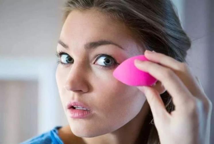 “新手化妝”保姆級教程來啦，助你打開化妝世界的第一道門