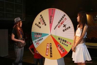 中年男人開正宗燒烤店，利用“一次抽獎”，月賺16萬，這策略絕了