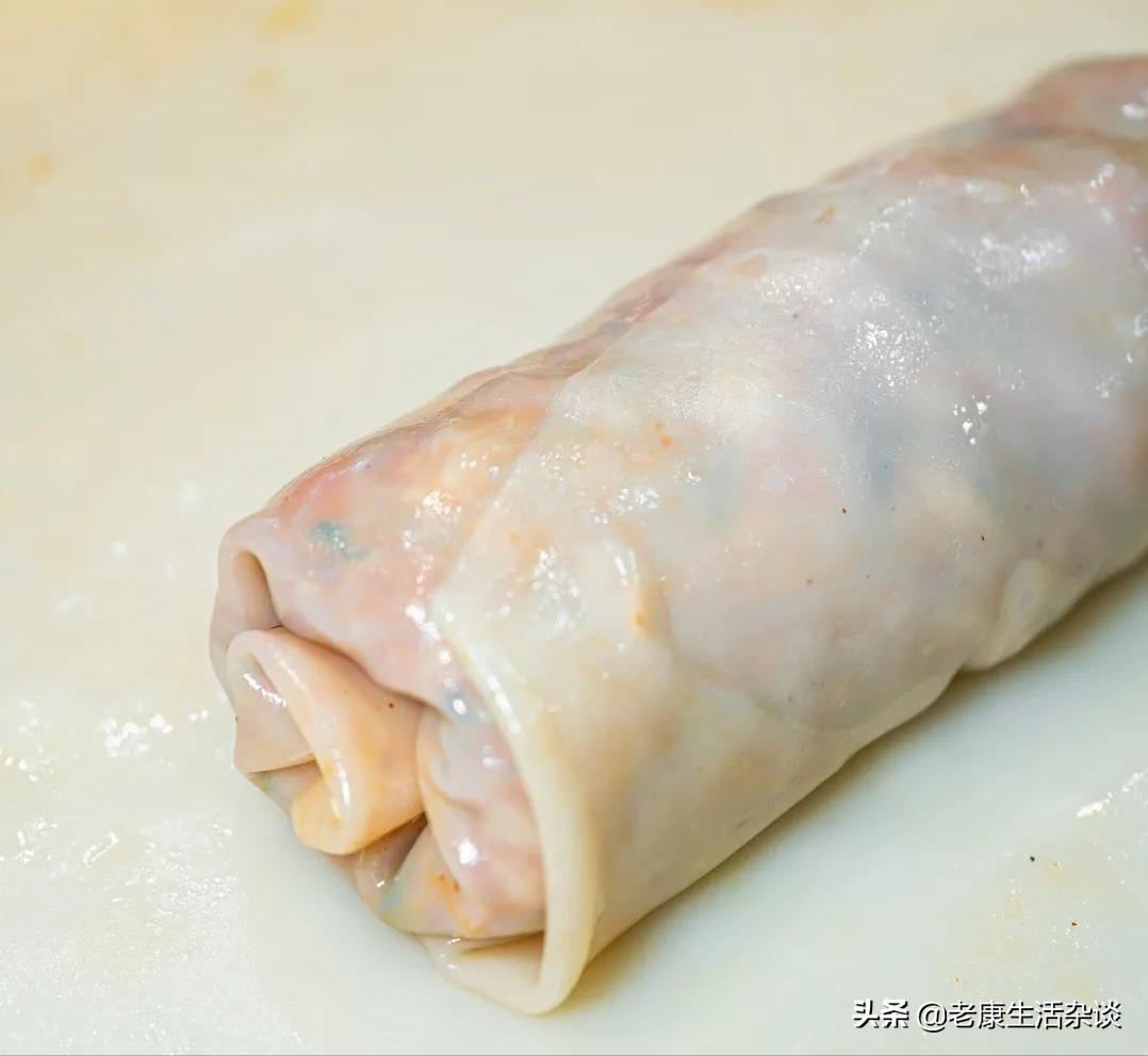 炸雞柳、卷涼皮，兩個小吃的檔口就能在北京火了，得去看看了