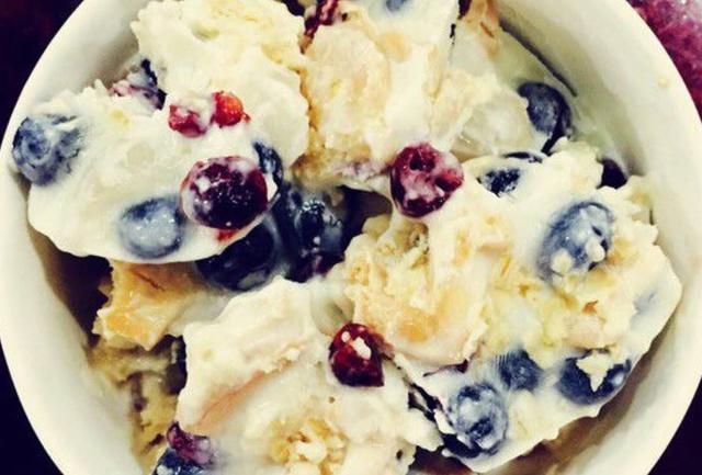 火爆的7種街頭小吃，讓年輕人癡迷追捧，吃貨：擺地攤都難選