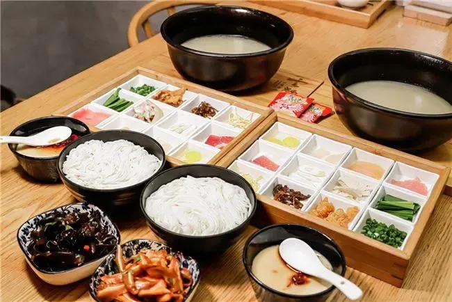 自媒體做不好，那么實體店的生意有哪些適合資金少的人上手呢？