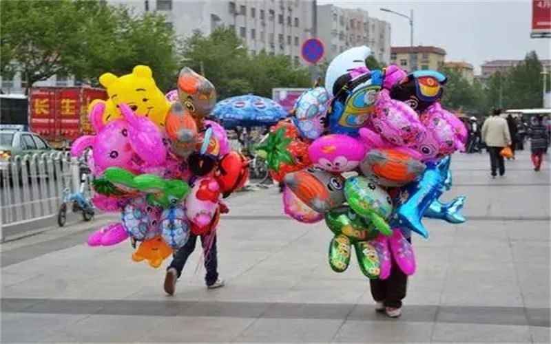 2000元，也能做月入過萬的小生意