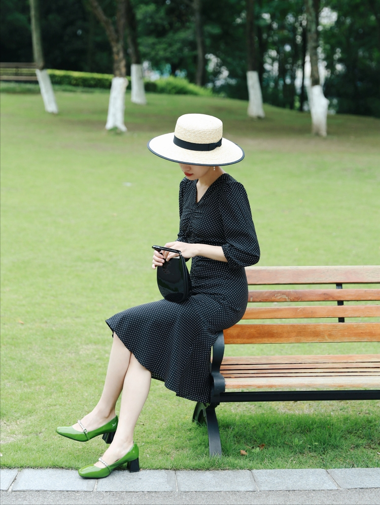 比較暢銷的女裝品牌(十大女裝品牌排行榜10強)-1 比較暢銷的女裝品牌(十大女裝品牌排行榜10強)-1