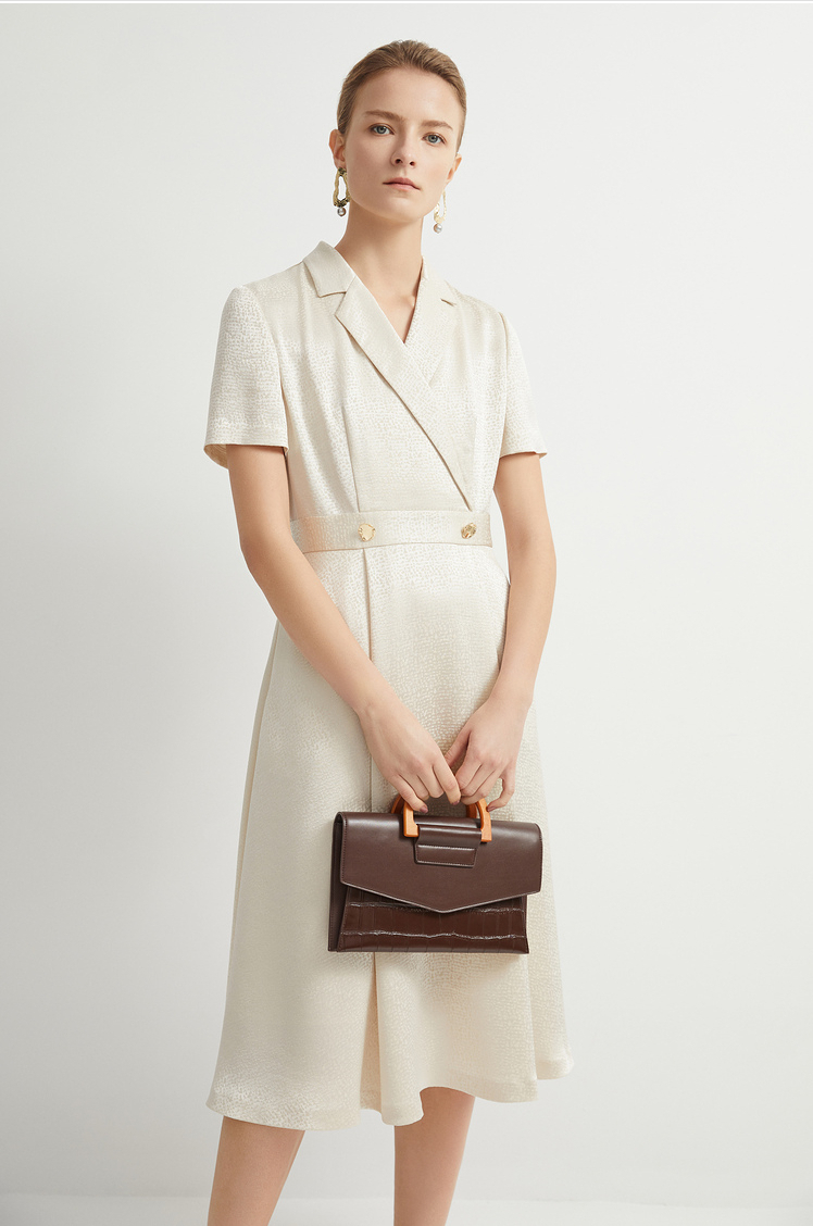 比較暢銷的女裝品牌(十大女裝品牌排行榜10強)-1 比較暢銷的女裝品牌(十大女裝品牌排行榜10強)-1