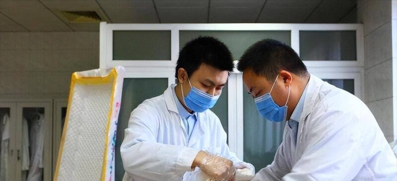 入殮師一般工資多少-專在家創業網