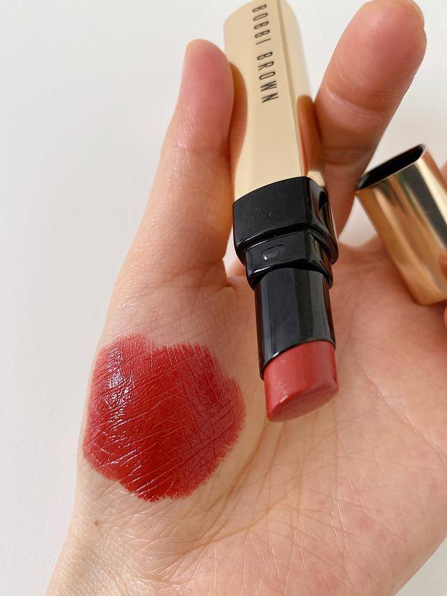 香奈兒最出名的色號(香奈兒口紅顏色排行榜前十)-1 香奈兒最出名的色號(香奈兒口紅顏色排行榜前十)-1