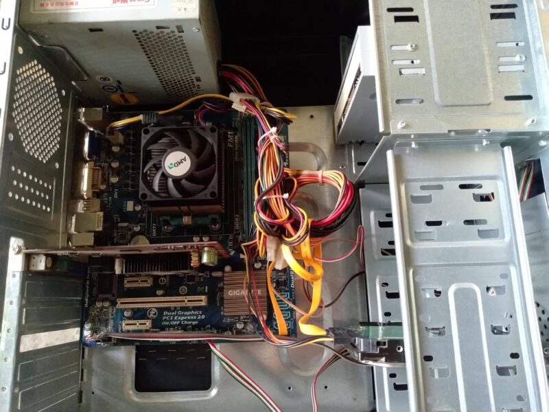 如何查看筆記本內存條型號規格(看筆記本內存條參數方法)-1 如何查看筆記本內存條型號規格(看筆記本內存條參數方法)-1