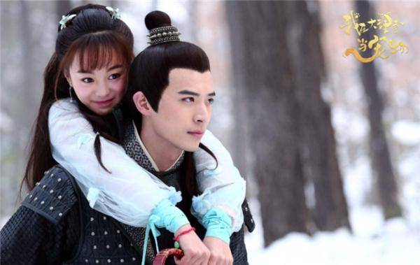 有什么好看的穿越劇(又甜又搞笑的古裝愛(ài)情穿越劇排行榜)-1 有什么好看的穿越劇(又甜又搞笑的古裝愛(ài)情穿越劇排行榜)-1