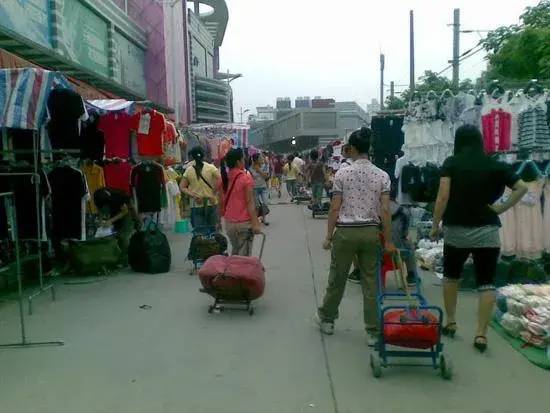 服裝批發怎么進貨?賣服裝進貨技巧-專在家創業網