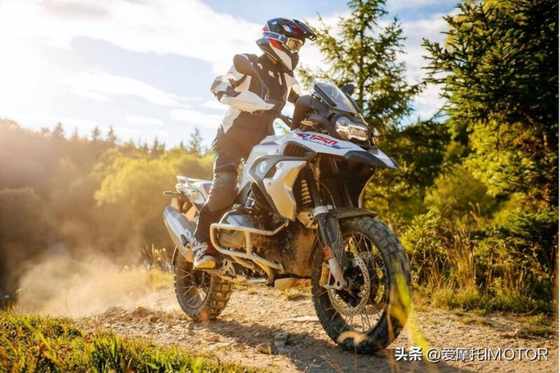 摩托車十大品牌排行(世界摩托車品牌排行榜)-1
