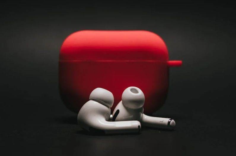 蘋果無線藍牙耳機怎么用(AirPods技巧盤點)-專在家創(chuàng)業(yè)網(wǎng)