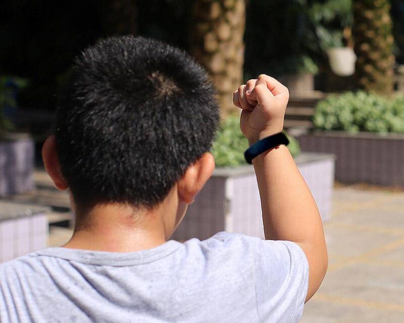 小米手環5怎么開機-1